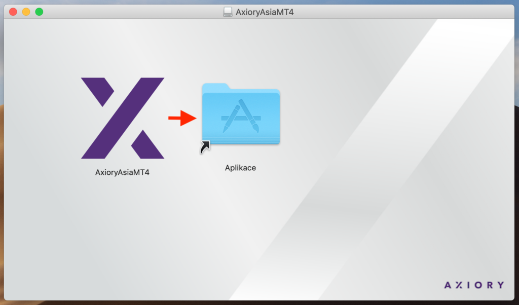AxioryのMT4インストーラーをアプリケーションフォルダへドラッグ